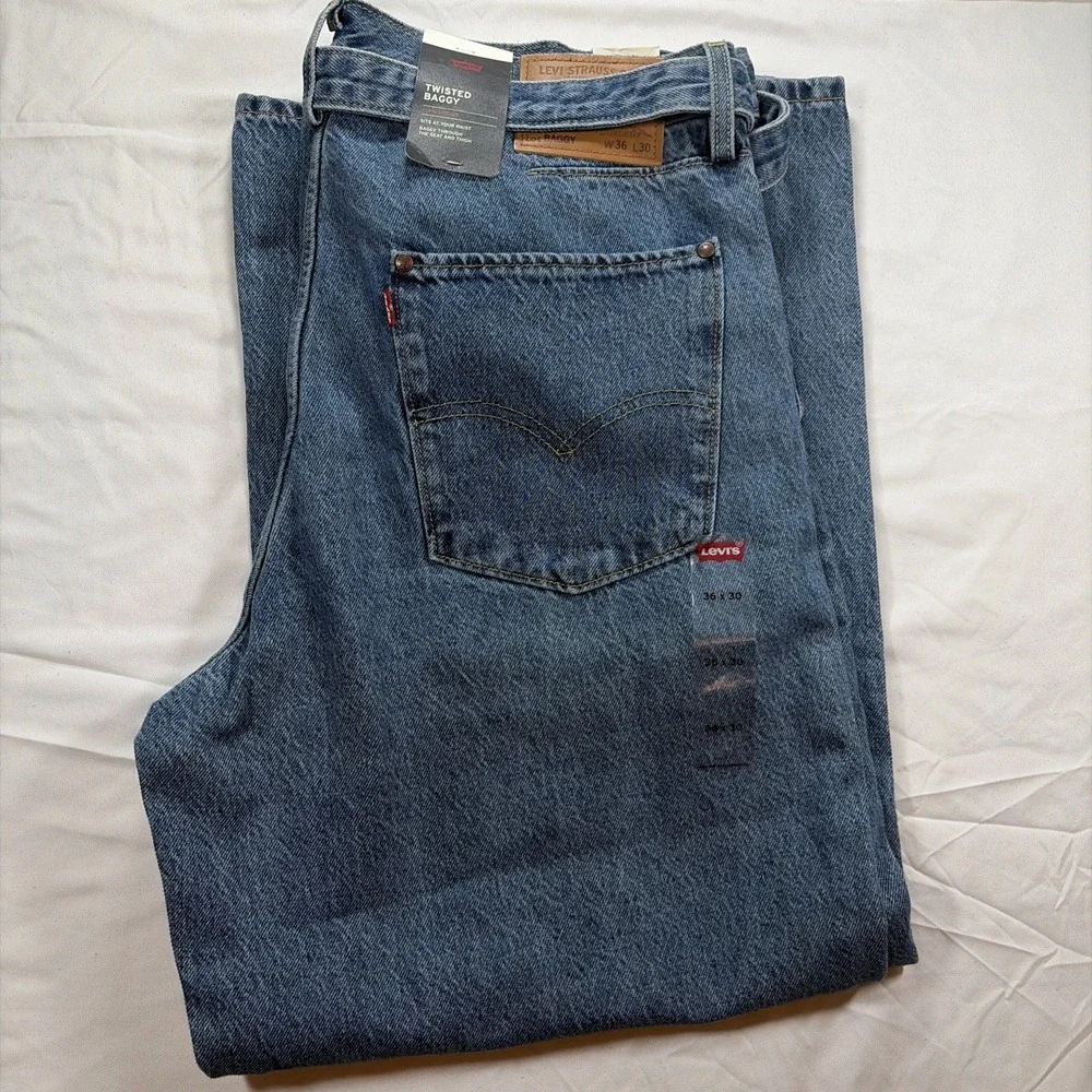 Levi's Premium Twisted Baggy Wide Leg Men's Jeans Size 36x30 Brand New Belted